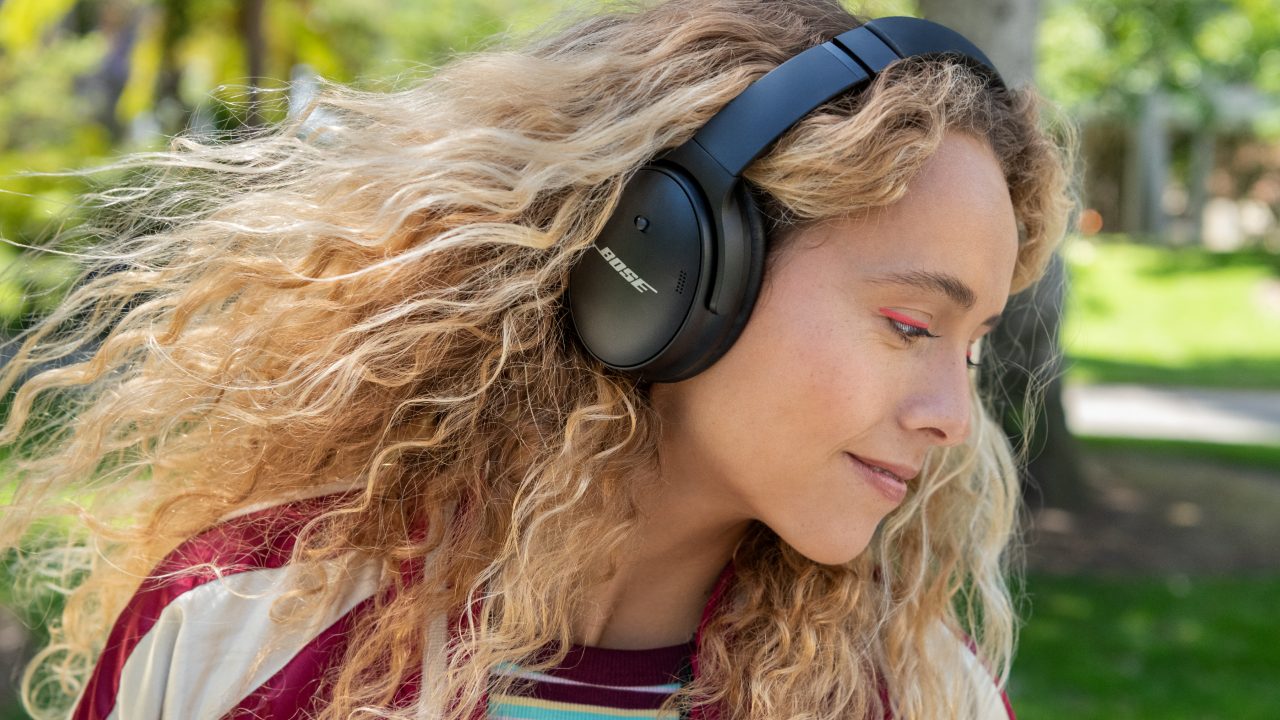 Bose QuietComfort® 45 headphones | Celltronics.lk