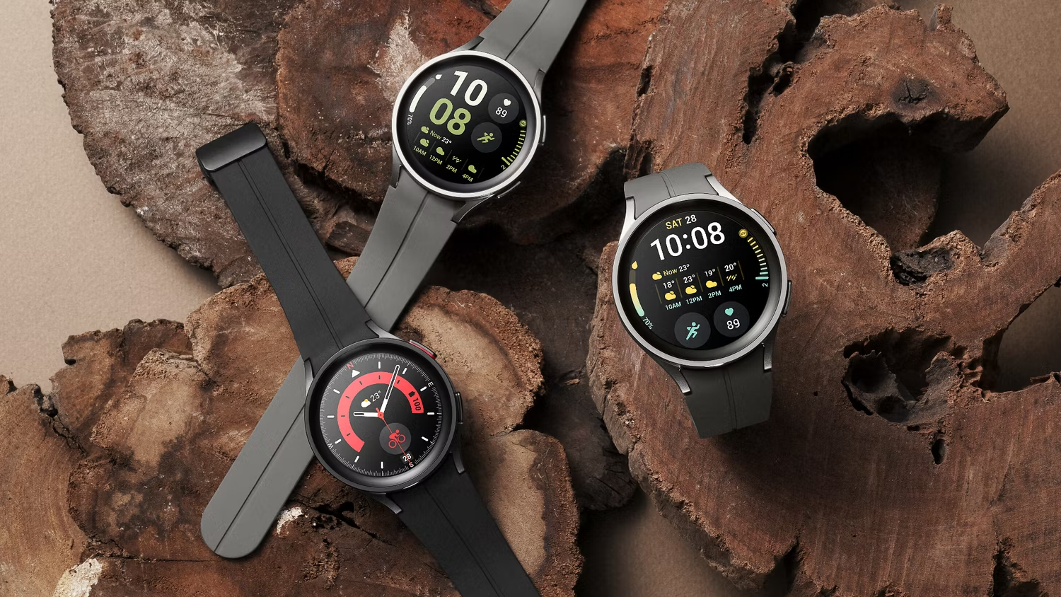 Galaxy Watch 5 Pro Lineup Lifestyle rocky